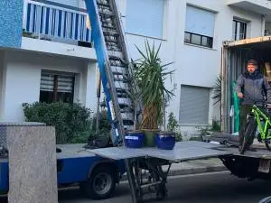 20241202_073042000_iOS