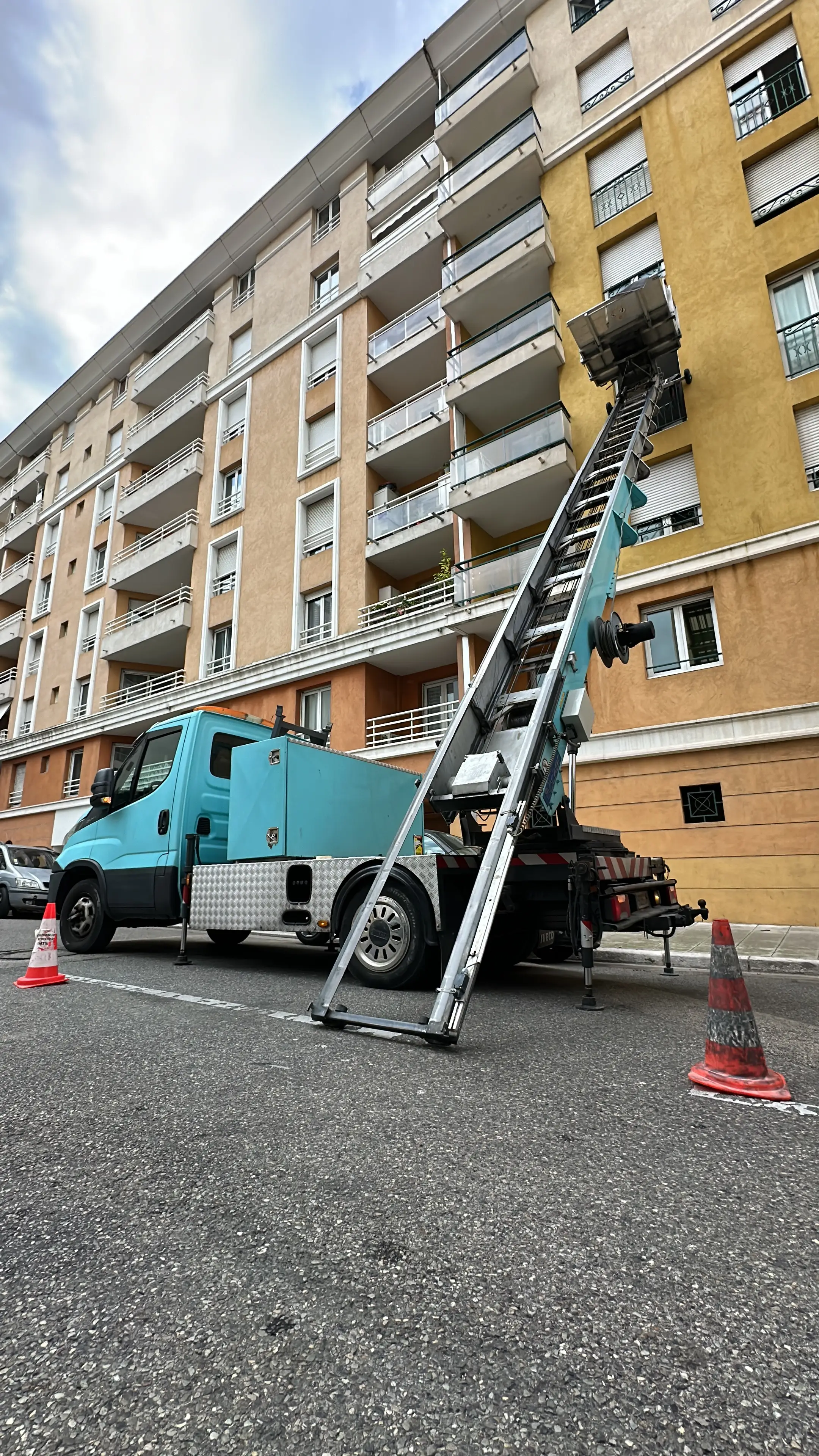 20240604_075257176_iOS