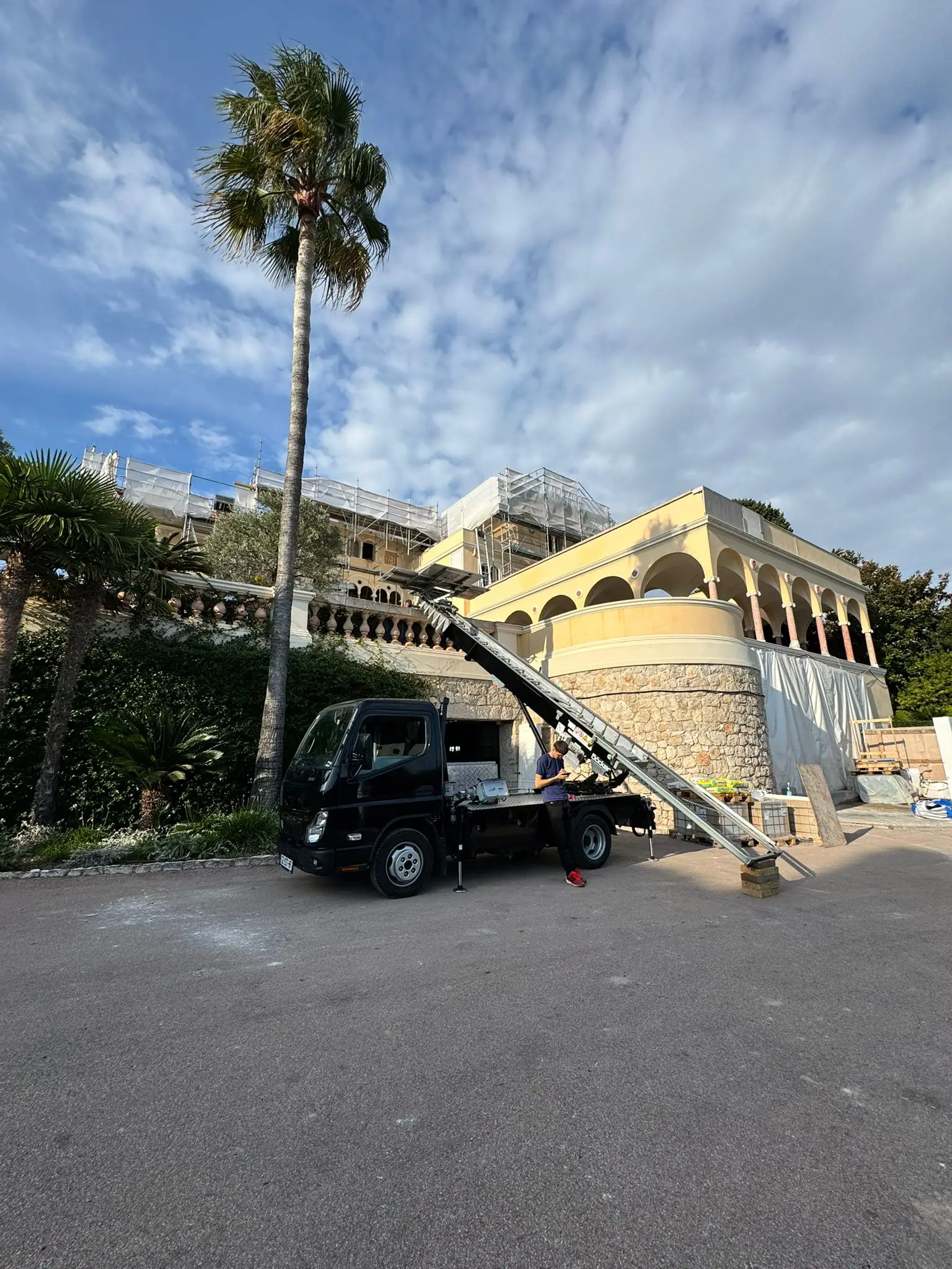 20241023_140536000_iOS